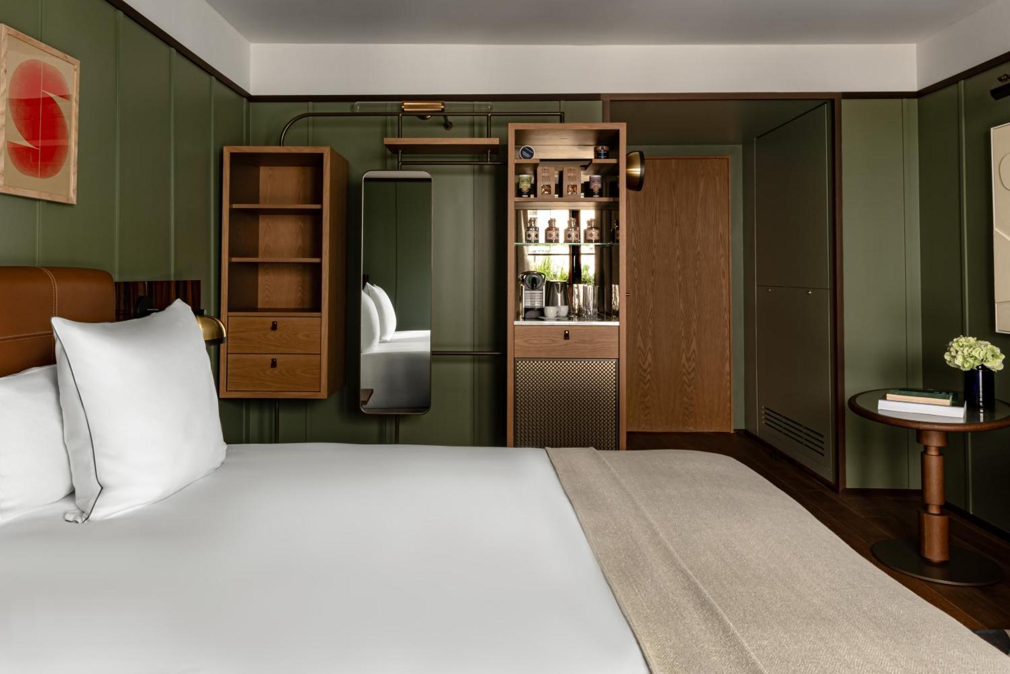 Norman & Hotel Parigi